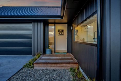 Photo of property in 2 Tasman Street, Opunake, 4616