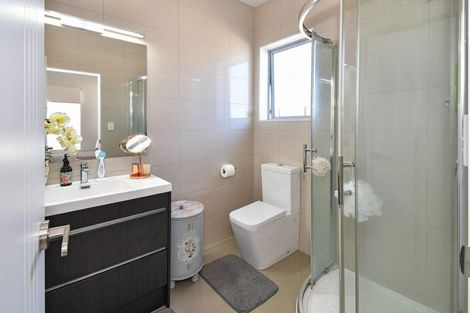 Photo of property in 8 Brumbie Way, Karaka, Papakura, 2113