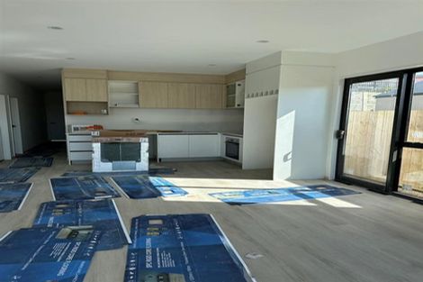 Photo of property in 45 Horokaka Street, Massey, Auckland, 0614