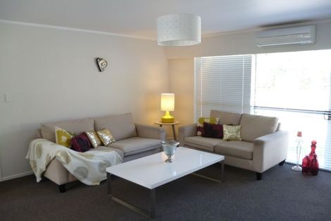 Photo of property in 1/18 Kashmir Road, Glen Eden, Auckland, 0602
