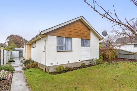 Photo of property in 45 Oakley Crescent, Hornby, Christchurch, 8042