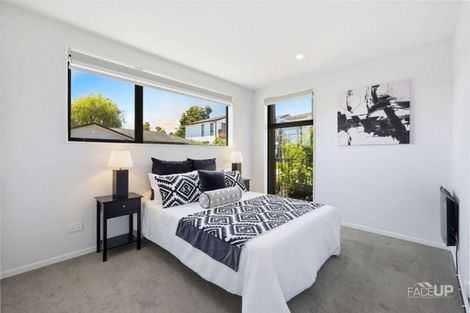 Photo of property in 111d Woodglen Road, Glen Eden, Auckland, 0602