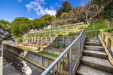 Photo of property in 70 Landsdowne Terrace, Cashmere, Christchurch, 8022