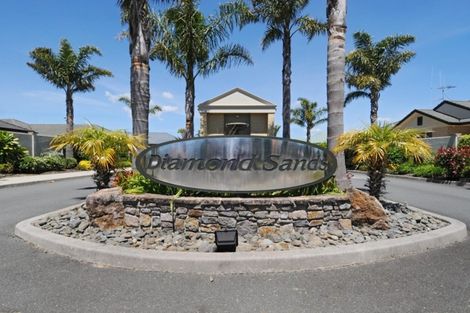 Photo of property in Diamond Sands, 2/644 Grenada Street, Papamoa Beach, Papamoa, 3118