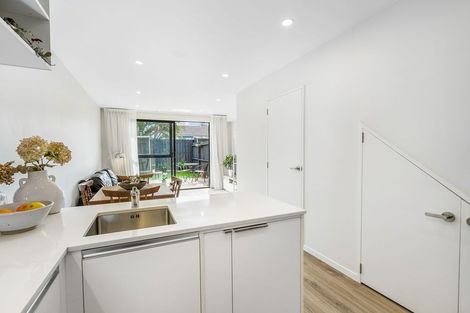 Photo of property in 35 Ivy Nola Way, Henderson, Auckland, 0612