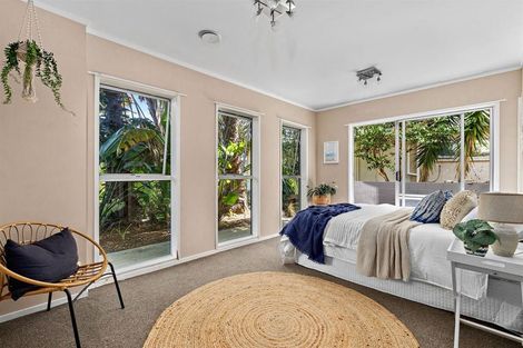 Photo of property in 22 Coromandel Crescent, Mairangi Bay, Auckland, 0630