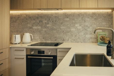 Photo of property in 7/664 Swanson Road, Swanson, Auckland, 0612