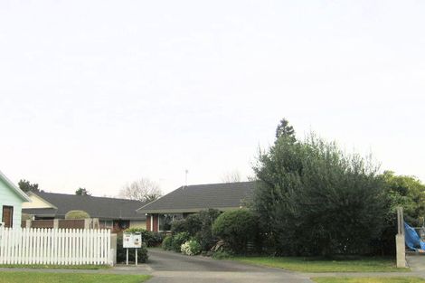Photo of property in 9a Hetley Crescent, Taradale, Napier, 4112