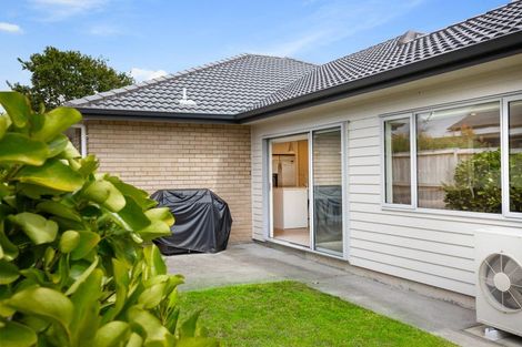 Photo of property in 5 Raymond Grace Avenue, Huapai, Kumeu, 0810