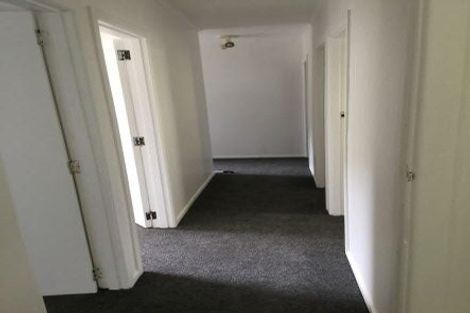 Photo of property in 54 Derwent Crescent, Titirangi, Auckland, 0604