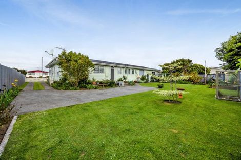 Photo of property in 35 Murdoch Street, Hawera, 4610