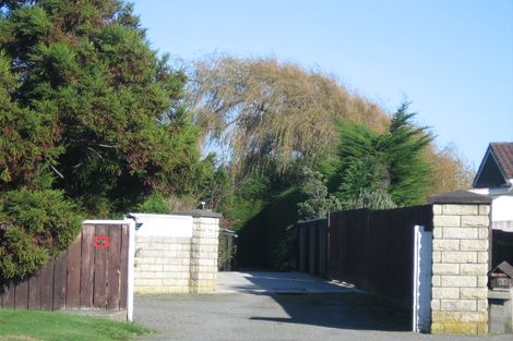 Photo of property in 70 Mazengarb Road, Paraparaumu Beach, Paraparaumu, 5032