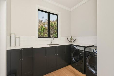Photo of property in 15 Saint Clair Place, Papamoa Beach, Papamoa, 3118
