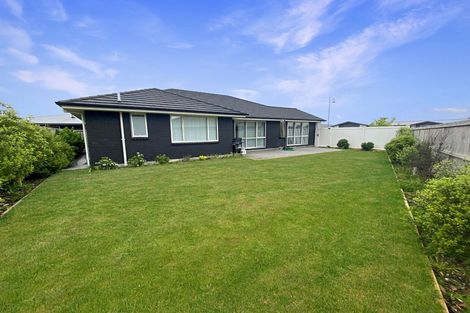 Photo of property in 110 Sutherland Drive, Kaiapoi, 7630