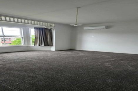 Photo of property in 180-182 Ohiro Road, Brooklyn, Wellington, 6021