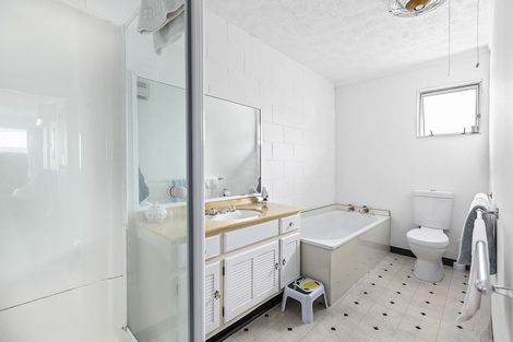 Photo of property in 46f1 Oxford Street, Tawa, Wellington, 5028