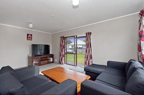 Photo of property in 7a Davey Place, Fairfield, Hamilton, 3214