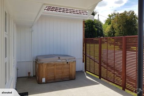 Photo of property in 9 Grand View Road, Te Kamo, Whangarei, 0112