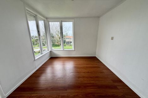 Photo of property in 137 Birkenhead Avenue, Birkenhead, Auckland, 0626