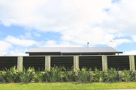 Photo of property in 658 Papamoa Beach Road, Papamoa Beach, Papamoa, 3118