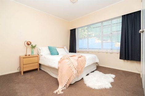 Photo of property in 2 Lachlan Drive, Dinsdale, Hamilton, 3204