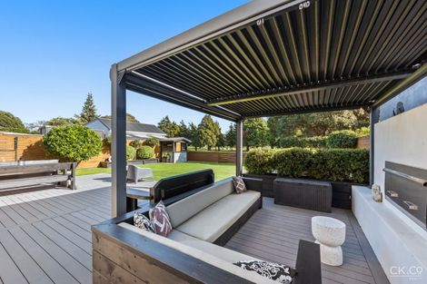 Photo of property in 20 Saint James Avenue, Boulcott, Lower Hutt, 5011