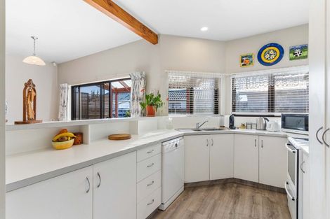 Photo of property in 103 Everitt Crescent, Whangamata, 3620