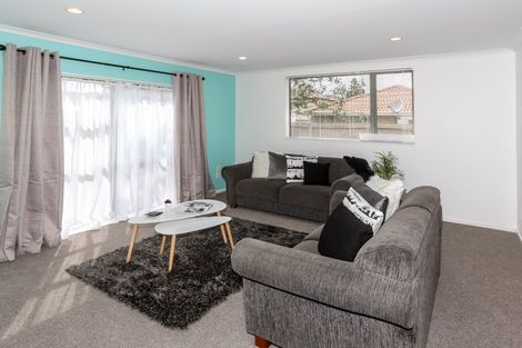 Photo of property in 7a Margarita Rise, Pukekohe, 2120