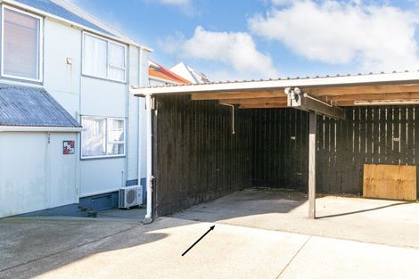 Photo of property in 118 Akaroa Drive, Maupuia, Wellington, 6022