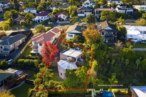 Photo of property in 1/125 West Harbour Drive, West Harbour, Auckland, 0618