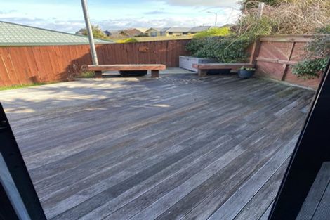 Photo of property in 81 Parnell Heights, Kelvin Grove, Palmerston North, 4414