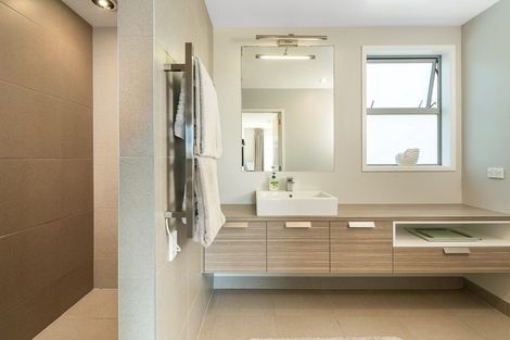 Photo of property in 6 Orakei Place, Welcome Bay, Tauranga, 3112