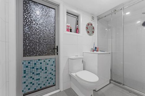 Photo of property in 2/13 Lochinver Road, Papatoetoe, Auckland, 2025