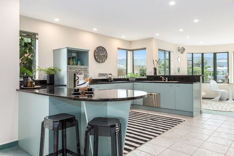 Photo of property in 69 Field Way, Waikanae Beach, Waikanae, 5036