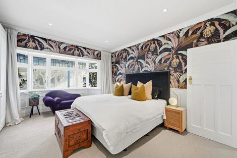 Photo of property in 4 Wherstead Road, Cashmere, Christchurch, 8022