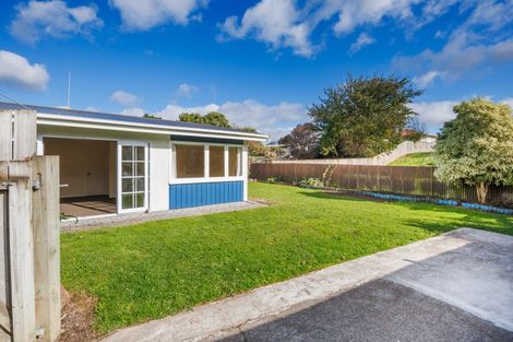 Photo of property in 15b Churchill Avenue, Hokowhitu, Palmerston North, 4410