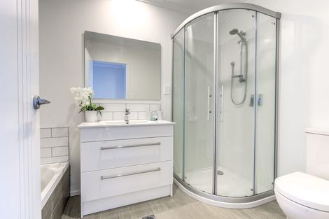 Photo of property in 19u9 Ruakiwi Road, Hamilton Lake, Hamilton, 3204