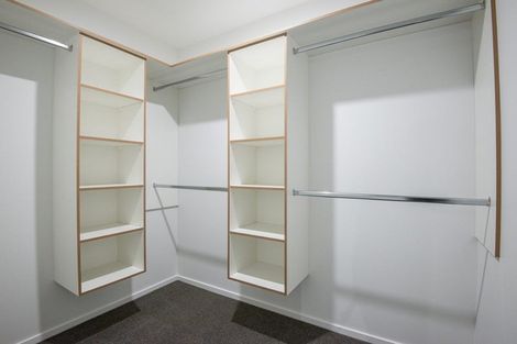 Photo of property in 17d Queen Street, Papakura, 2110