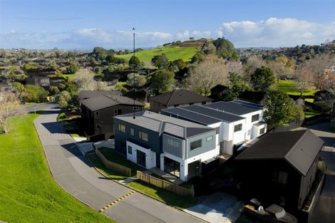 Photo of property in 339a Bucklands Beach Road, Bucklands Beach, Auckland, 2012