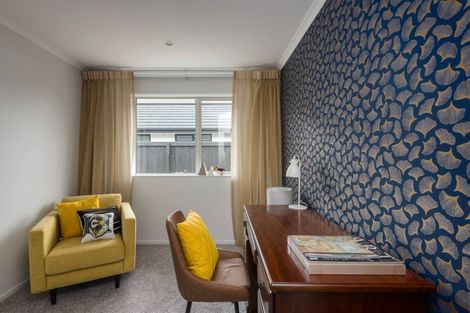 Photo of property in 16 Bridget Court, Red Beach, 0932