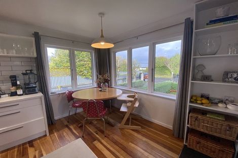 Photo of property in 3 Upham Street, Havelock North, 4130