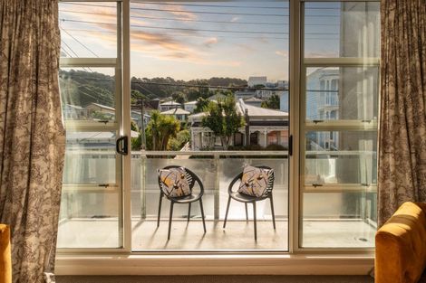 Photo of property in 199 Tasman Street, Mount Cook, Wellington, 6021