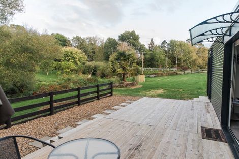 Photo of property in 261 Paparata Road, Bombay, 2675