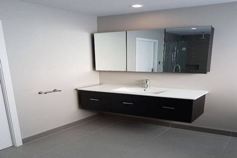 Photo of property in 16 Hetherington Road, Ranui, Auckland, 0612