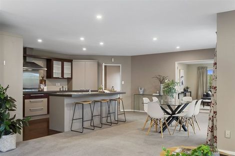 Photo of property in 4 Lowe Place, Rangiora, 7400