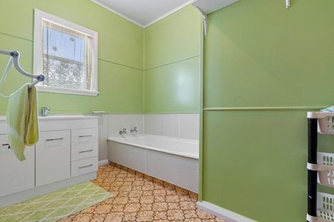 Photo of property in 113 Peverel Street, Riccarton, Christchurch, 8041