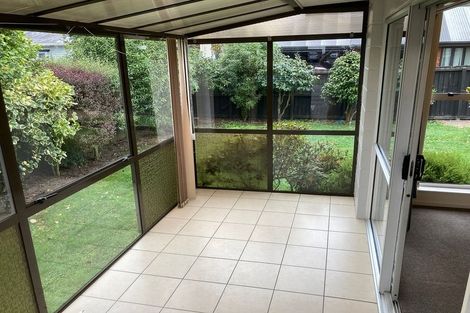 Photo of property in 50 Chipping Lane, Redwood, Christchurch, 8051