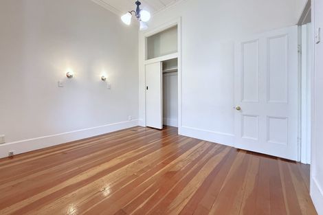 Photo of property in 44 Lynwood Road, New Lynn, Auckland, 0600