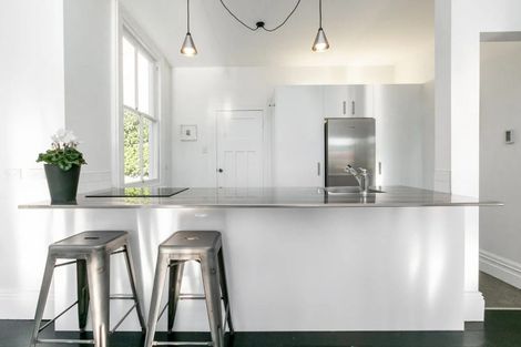 Photo of property in 8 Battery Road, Ahuriri, Napier, 4110