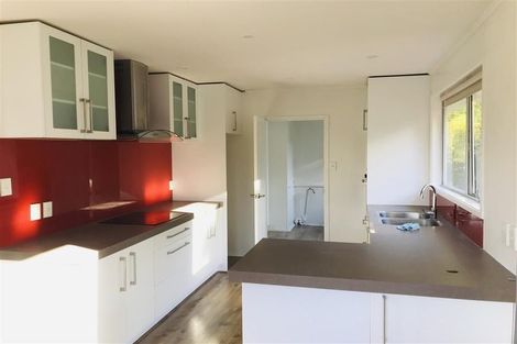 Photo of property in 5 Gerontius Glade, Torbay, Auckland, 0630